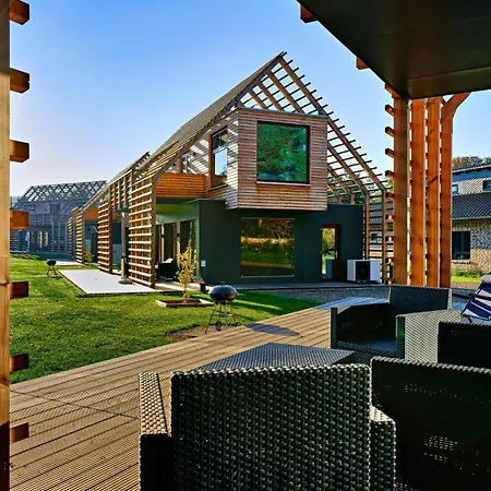 Haus 4